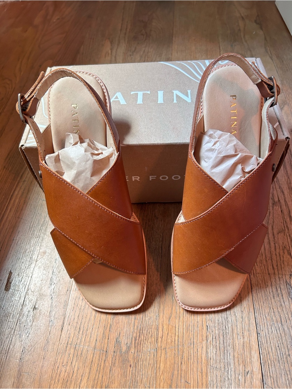 NWT Portland Leather Patina Women's Leather Sandals — Tan